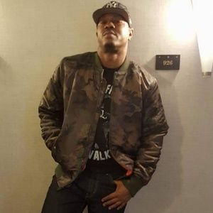 Meet your Posher, James